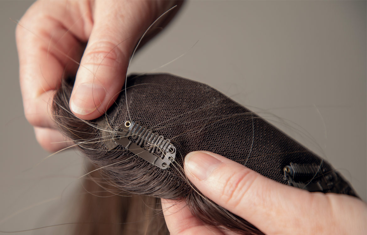 hair-caught-in-topper-clip