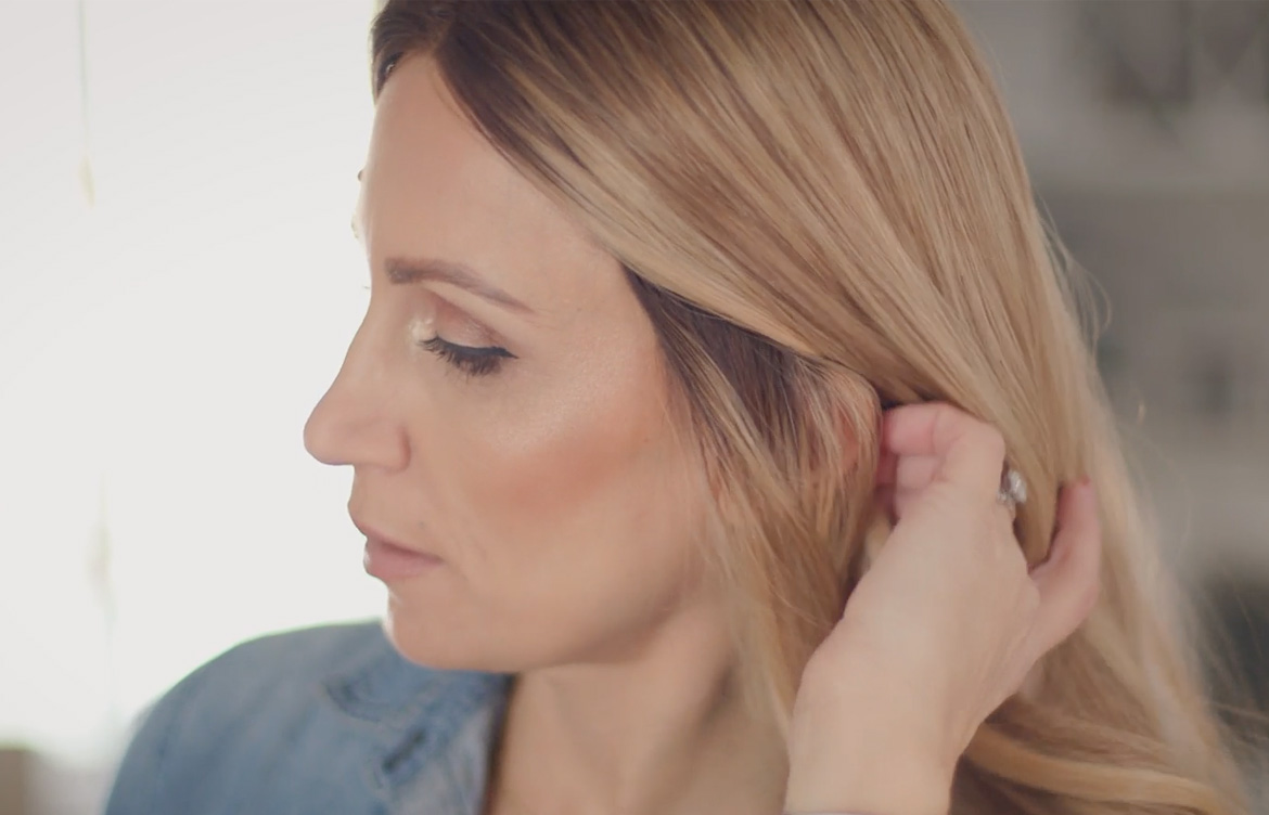 mirna-ear-tuck